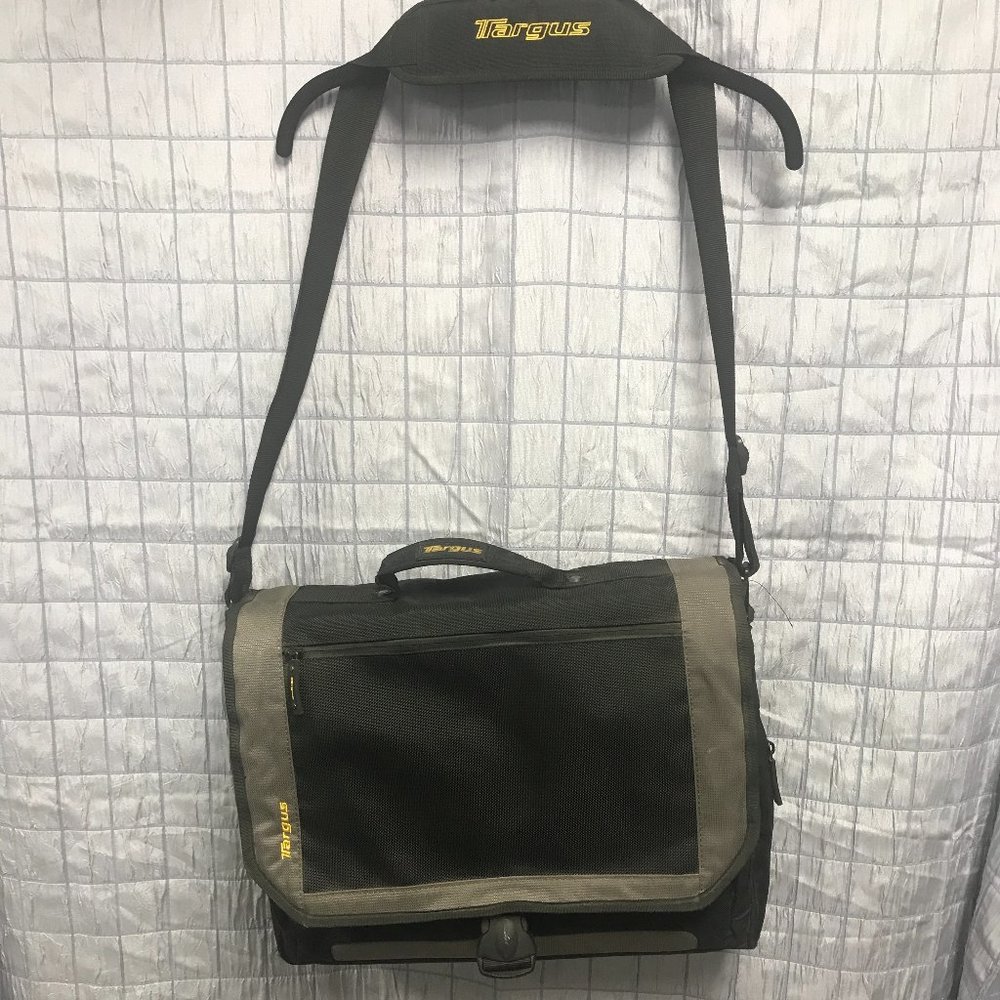 Targus laptop bag